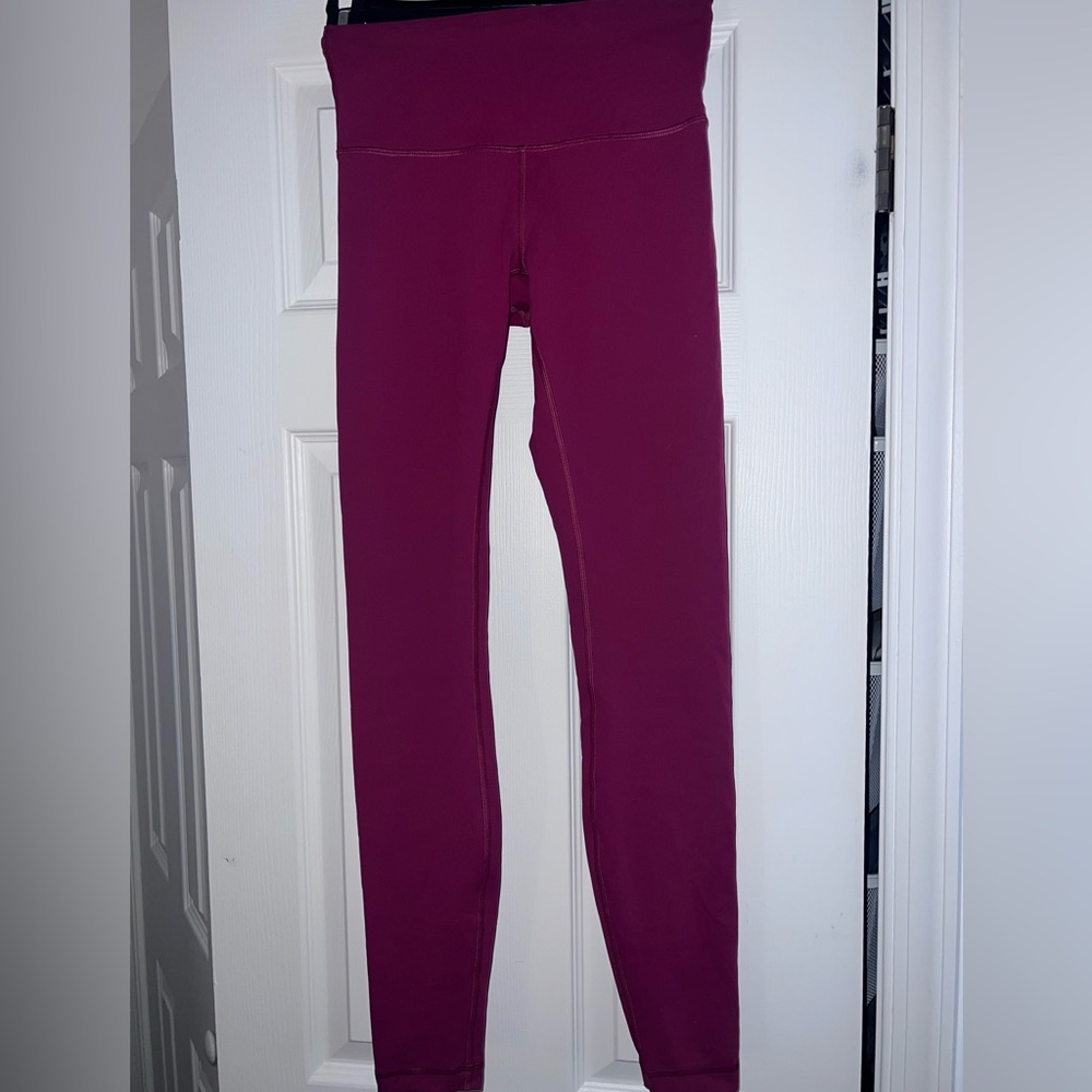 Lululemon Wunder Under train 25” Size 4- like new